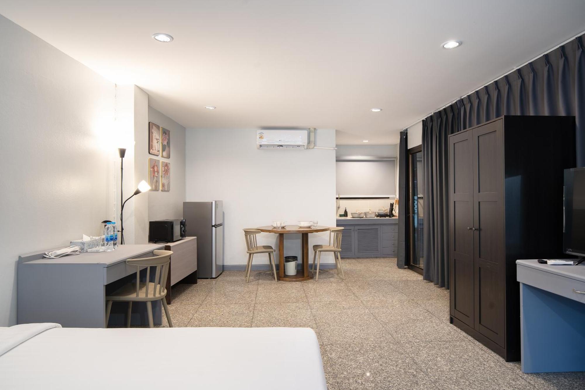 Capitel Rama 4 Aparthotel กรุงเทพมหานคร ภายนอก รูปภาพ
